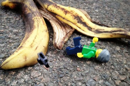 lego-banana