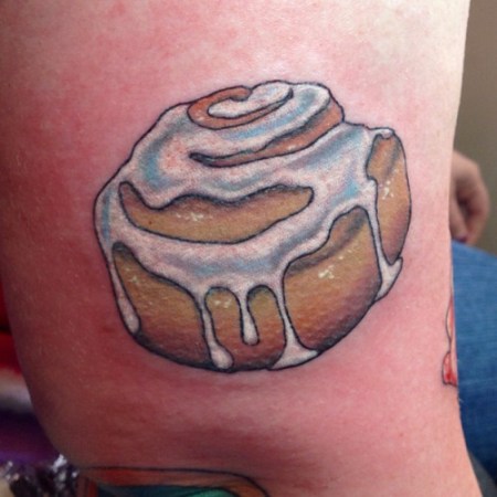 cinnamon-roll-tattoo